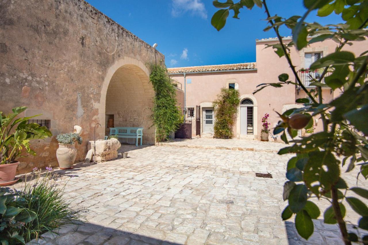 Terre Di Cavalusi Relais Donnafugata Exterior foto